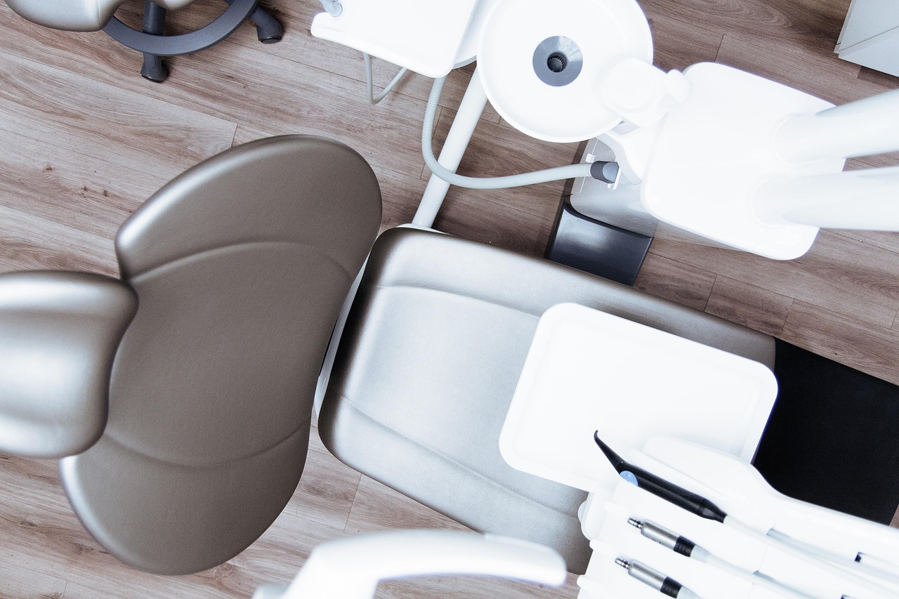 Why Dental Assisting Is One of Atlanta's Fastest-Growing Careers